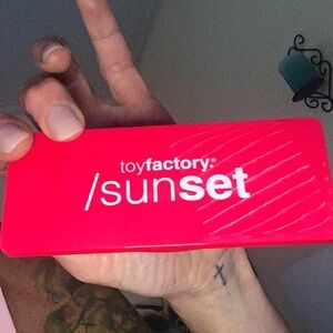 Toyfactory bronzer palette